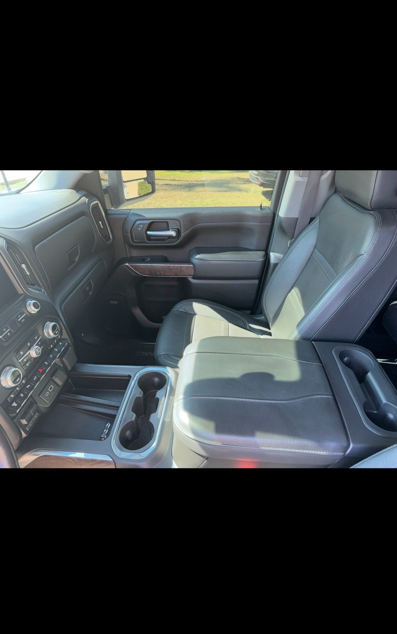 Detailing work photo